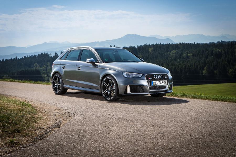  Audi RS3 Sportback by ABT (8V) 2015 года  (фото 1 из 8)